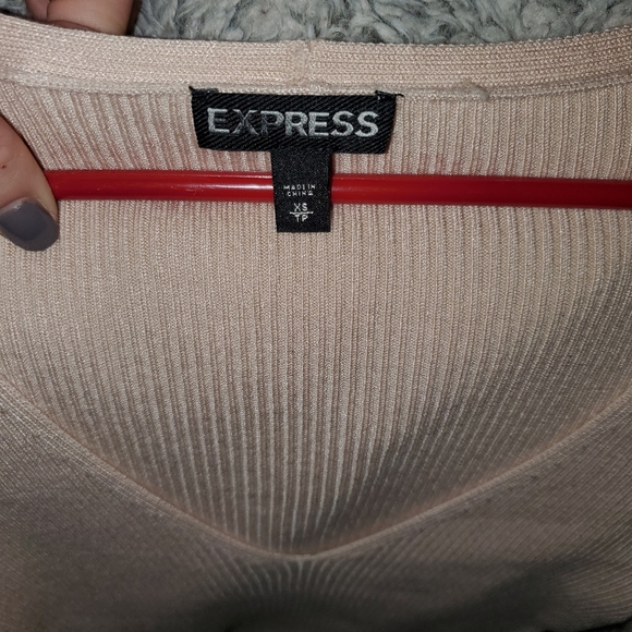 Sweater - Picture 2 of 4